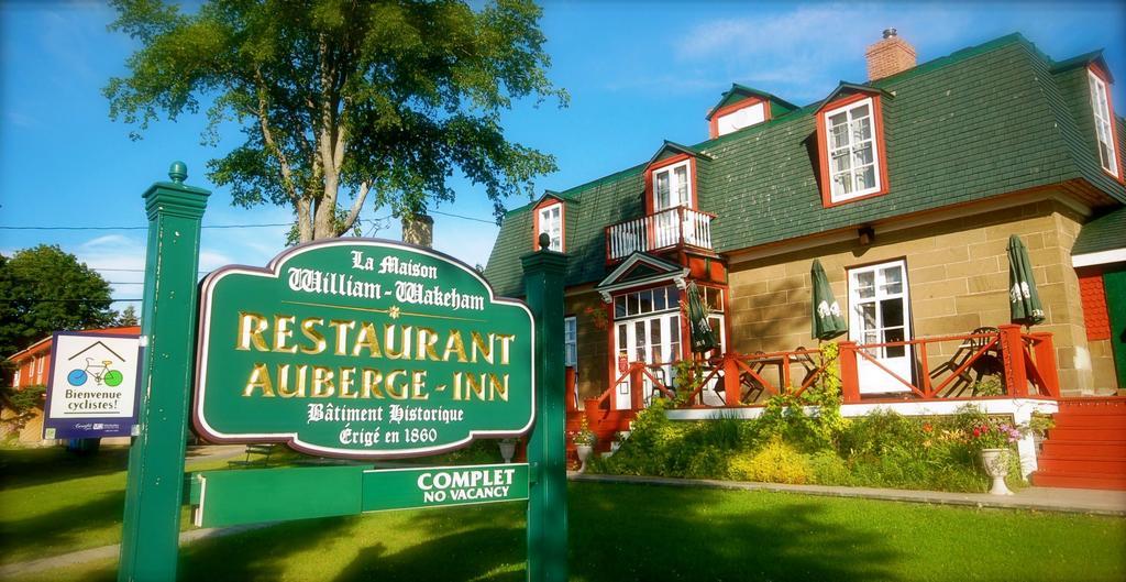 Auberge William Wakeham Gaspe Exterior photo